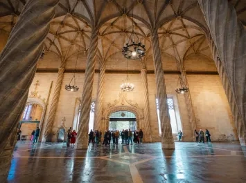 Visitas guiadas gratuitas a la torre de la Lonja de la Seda