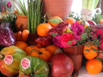 Mercafestes en los mercados municipales de València
