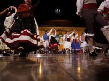 Dansà en honor a la Mare de Déu en València