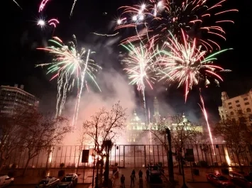 Castillo Fallas en Plaza del ayuntamiento