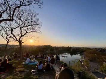 Puesta sol parque cabecera valencia