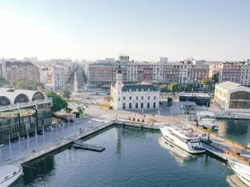 PUERTO RELOJ