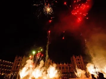 Programa de fuegos artificiales de la Feria de Julio de València
