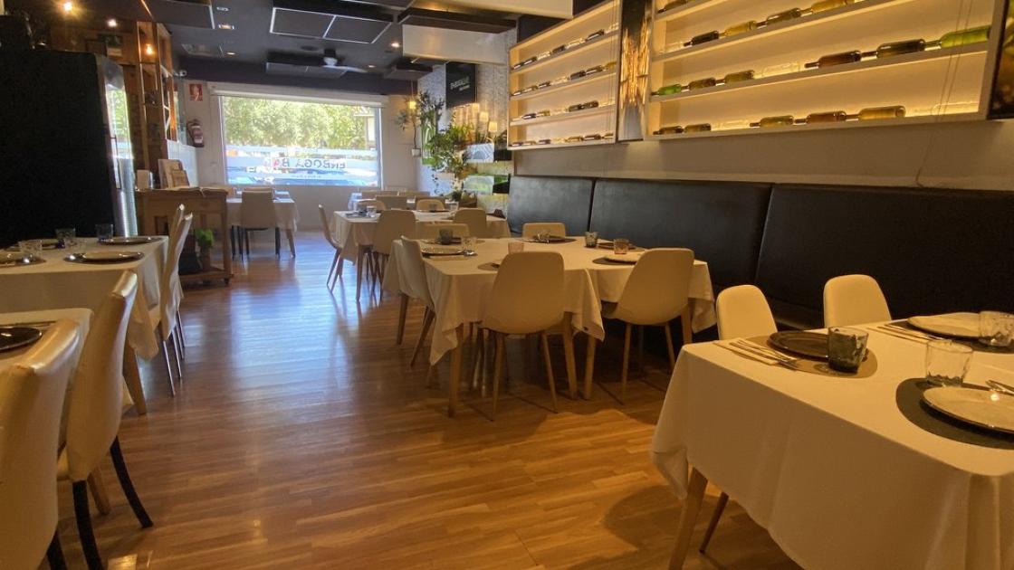 Salón comedor amplio y accesible.