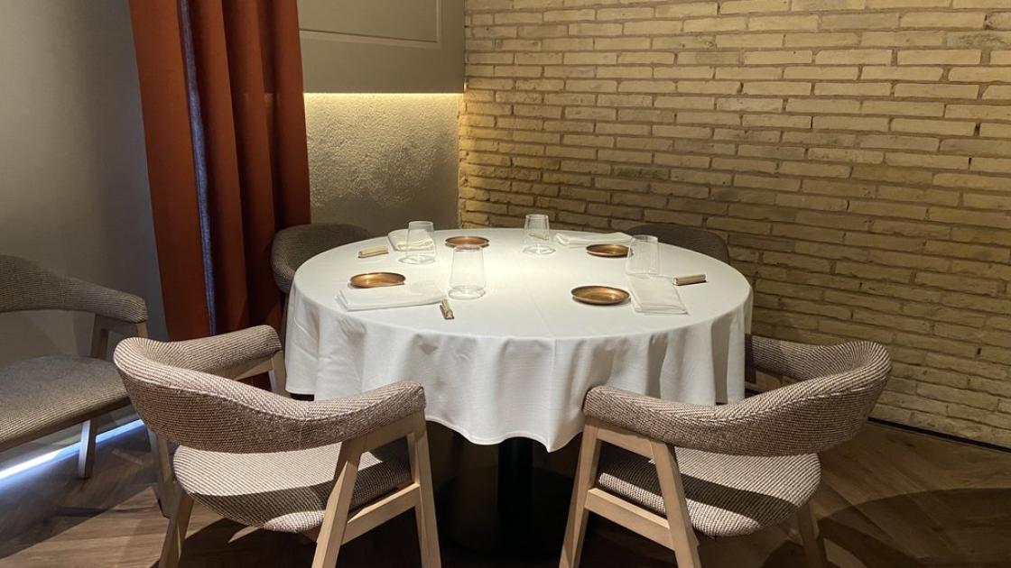 Accessible tables with suitable height and properly lit.