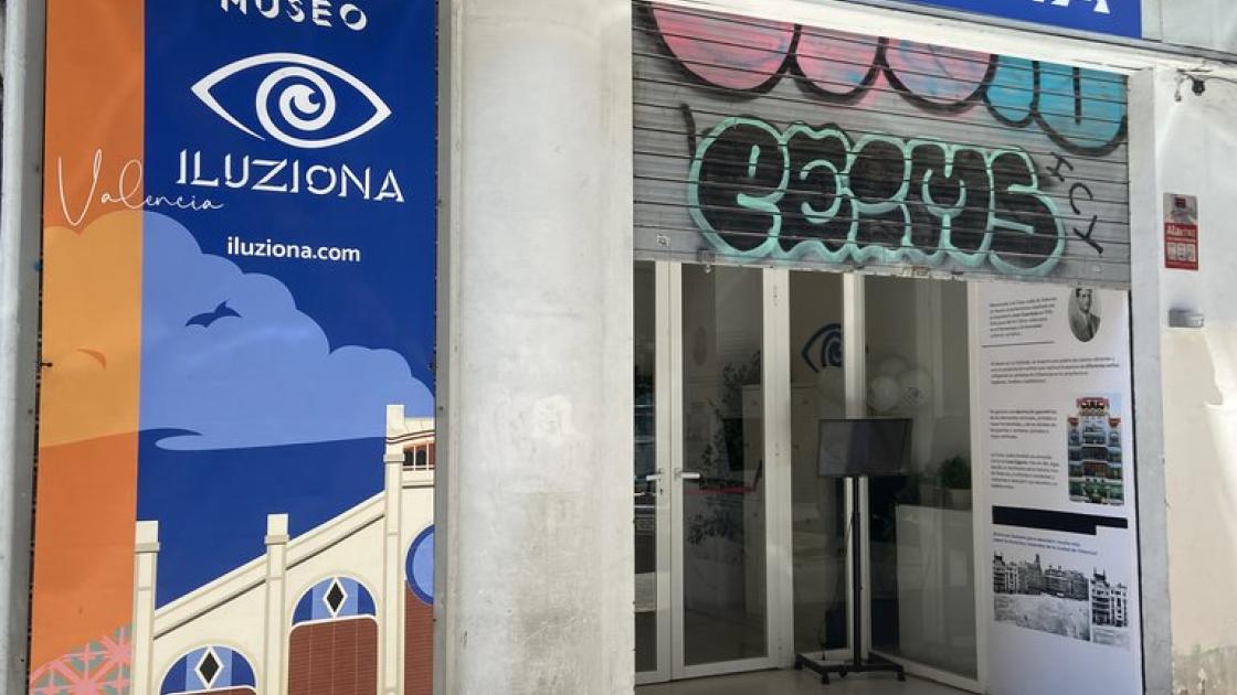 Entrada al establecimiento.