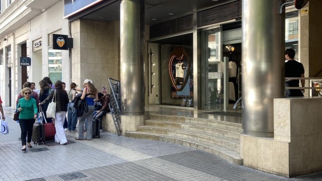Acceso al establecimiento.