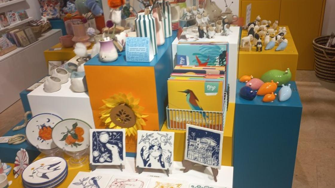 The showcases are at an appropriate height and allow viewing of all items.