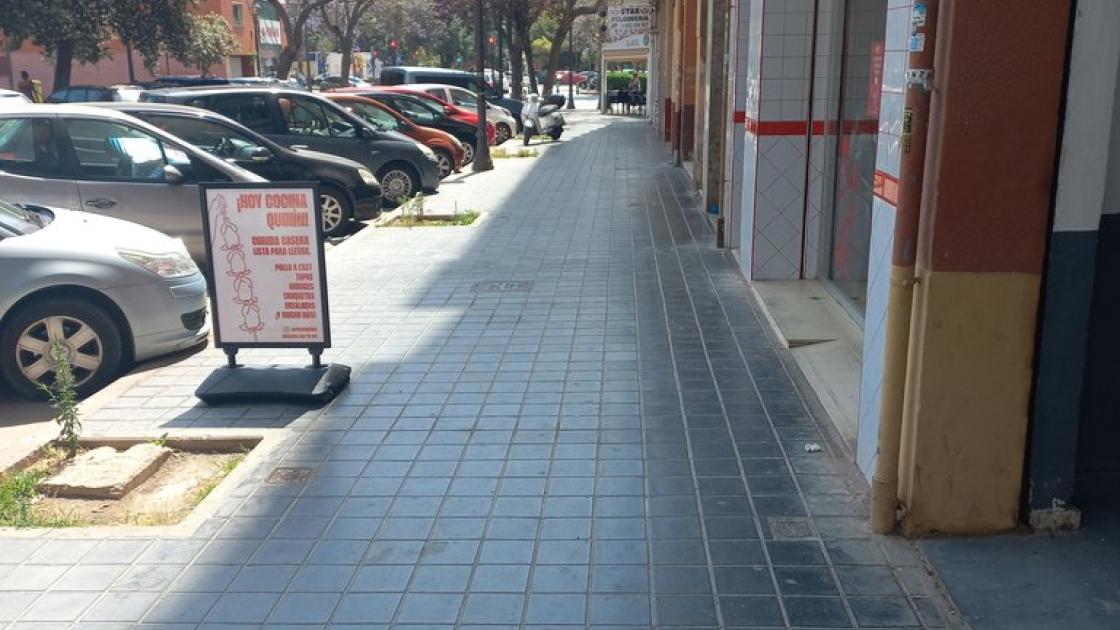 Recorregut exterior amb amplada superior a 1,80 metres.