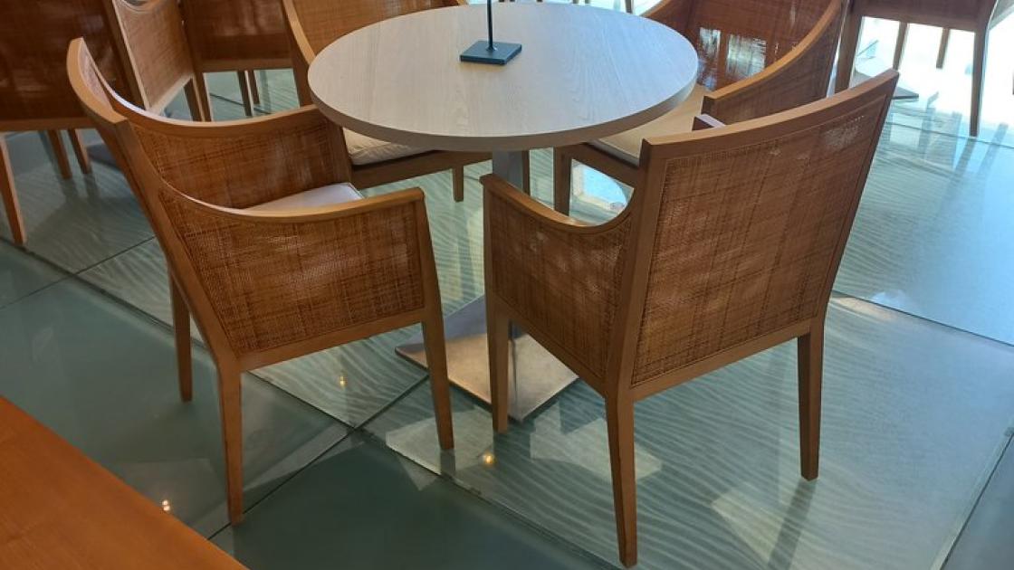 Equipamiento ergonómico en zonas comunes (Restauración y zonas de descanso)