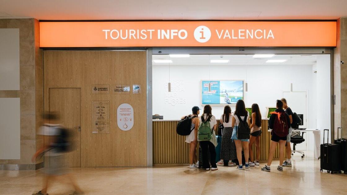 Front of the OT, with well-identified signage. FVV