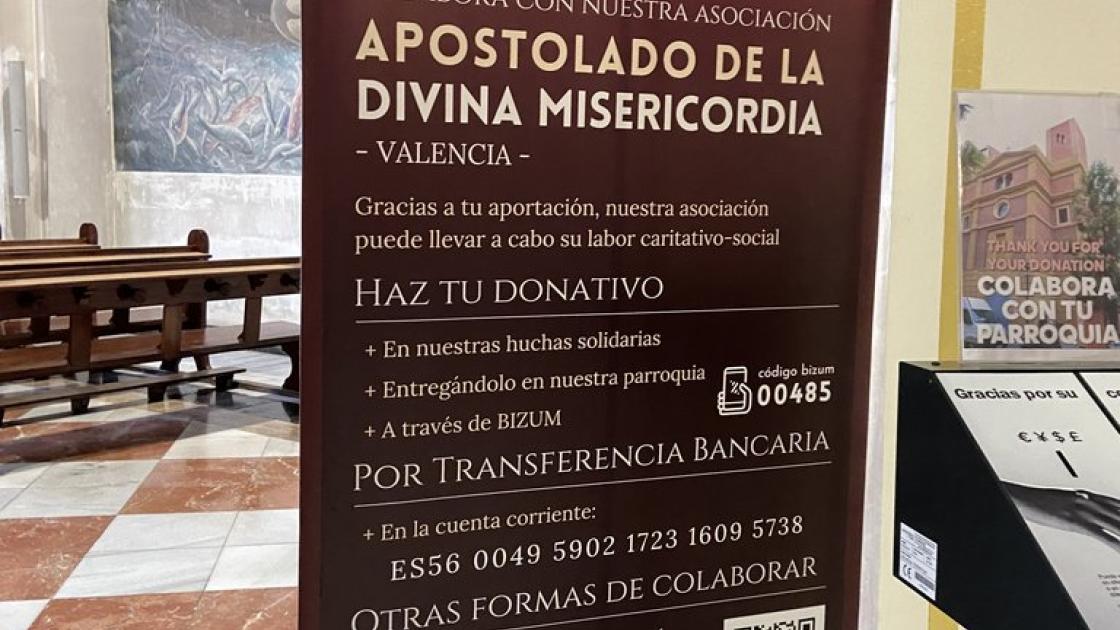 Cartell informatiu accessible.