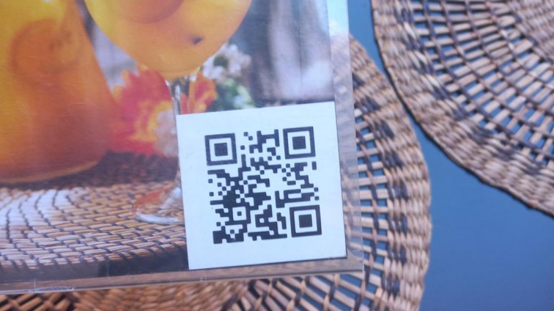 Solucions tecnològiques per accedir a la informació d'interès a través de dispositius mòbils.