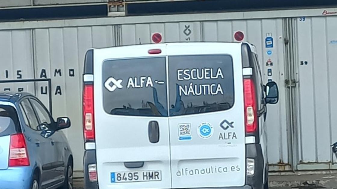 Servei de transport per a aproximació a zona d'activitats.
