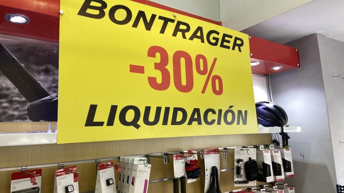 Discount signage.