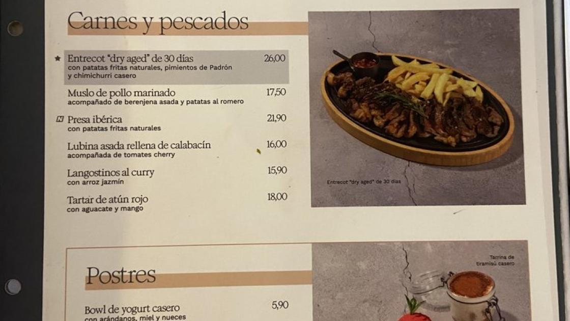 Accessible menu with appropriate typography and size, and product photographs.