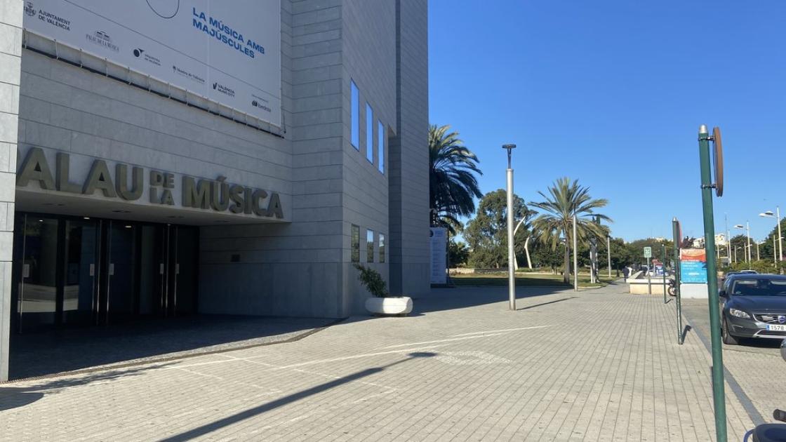 Accesibilidad exterior adecuada.