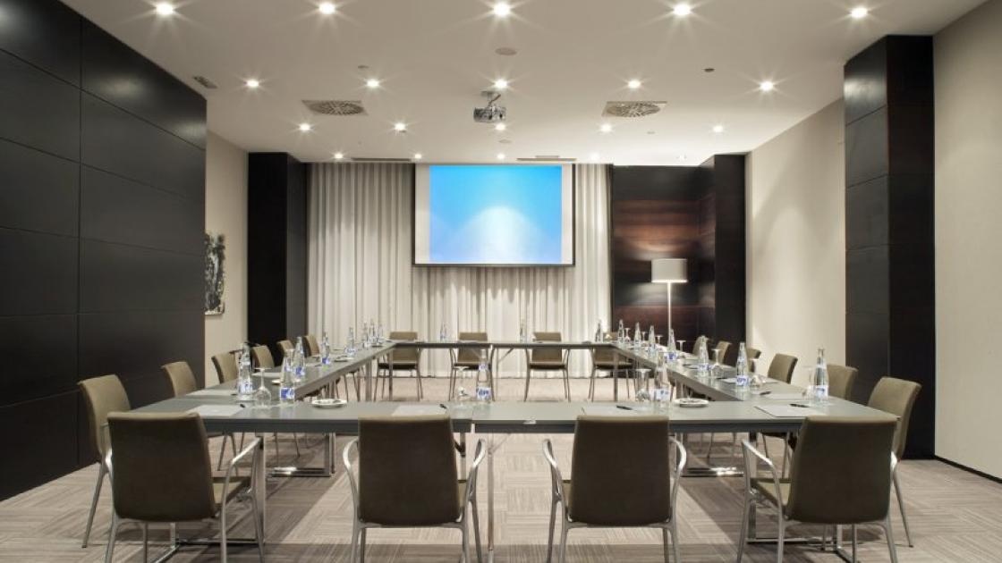 ac hotel valencia
