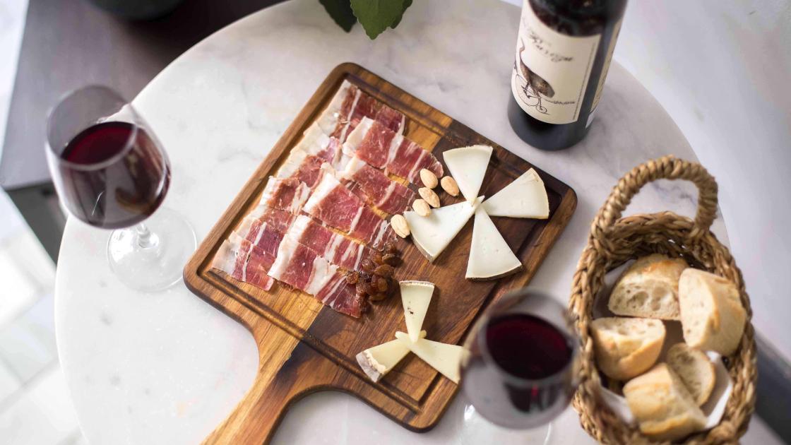 ALENAR Bodega Mediterranea