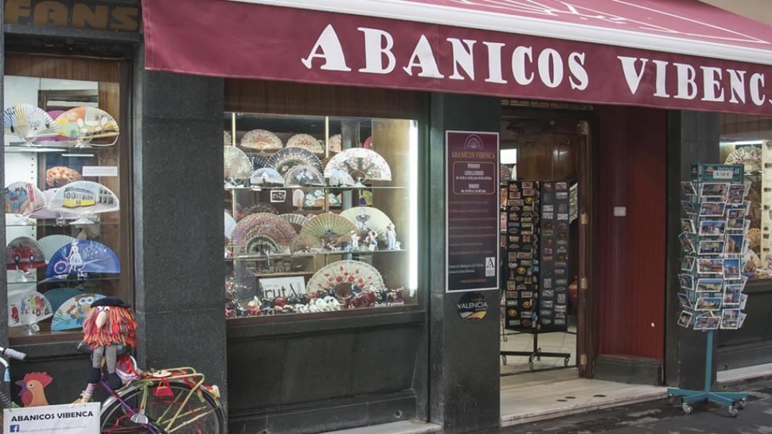 puerta exterior de abanicos vibenca