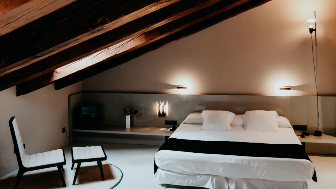 Caro Hotel