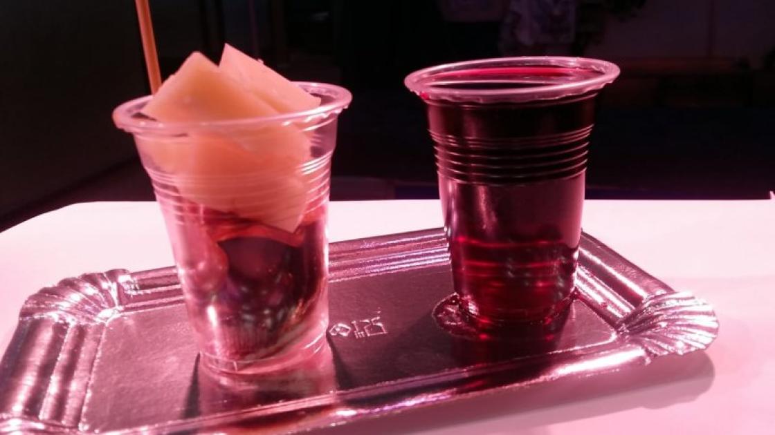 detalle bebidas en charcuteria amparo