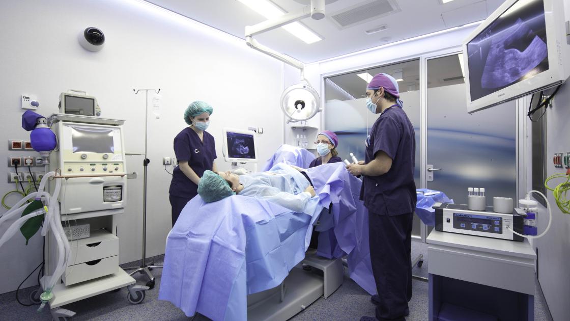 detalle quirófano centro médico crea