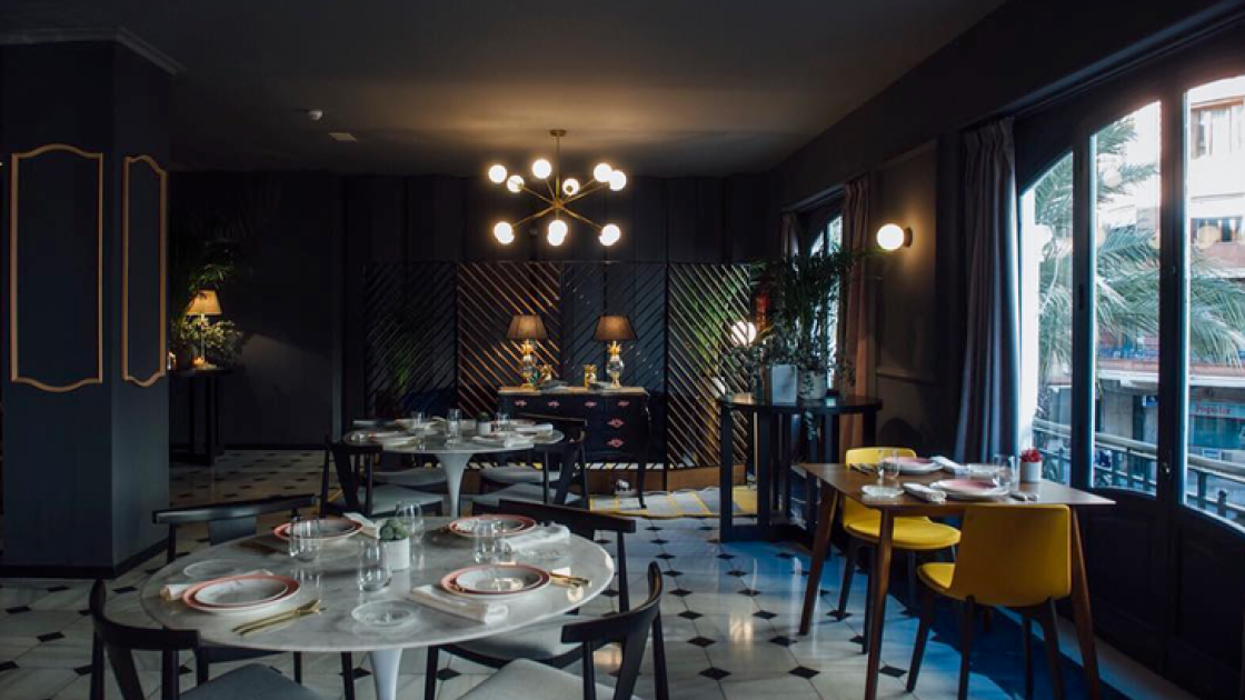 sala del resturante filigrana dle hotel husa reina victoria