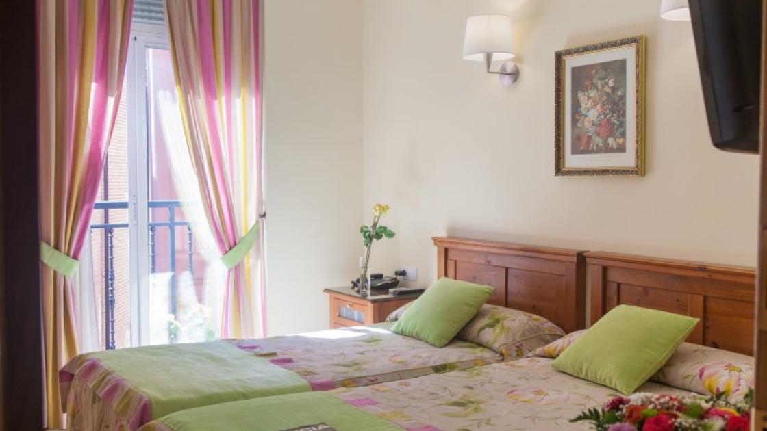 habitacion doble en hostal antigua morellana