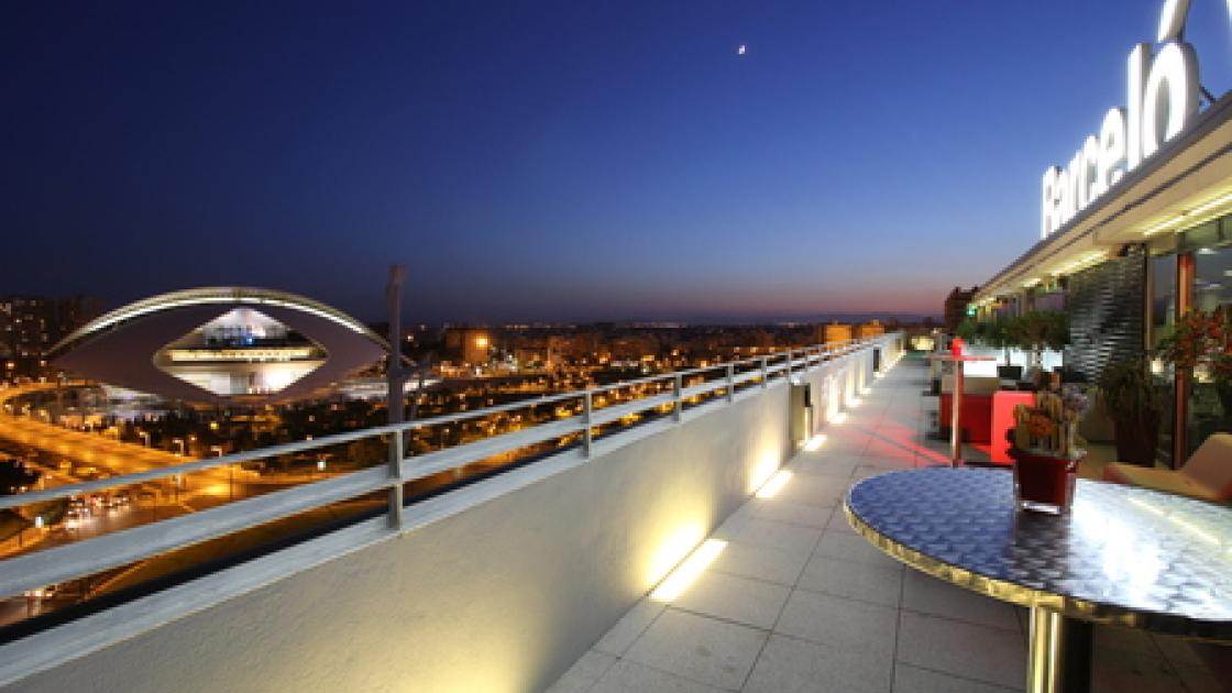terraza hotel barceló