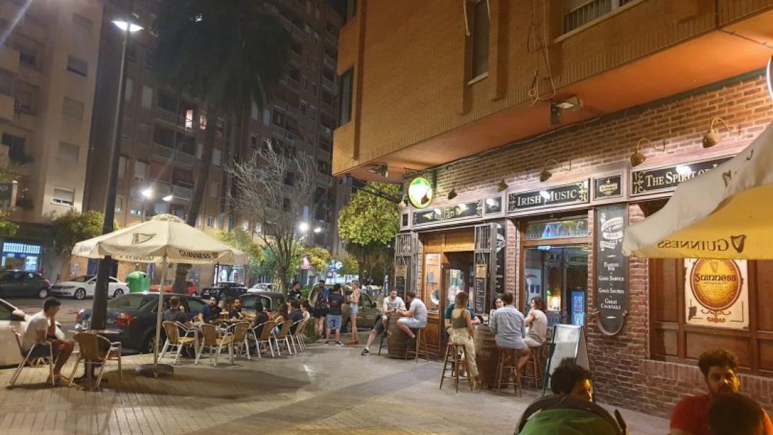 terraza pub irlandés mulligan