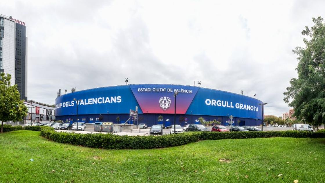 estadio de fútbol del levante