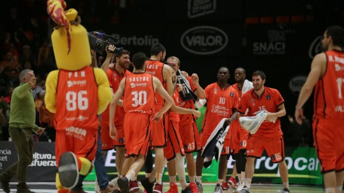 deportistas del valencia basket club