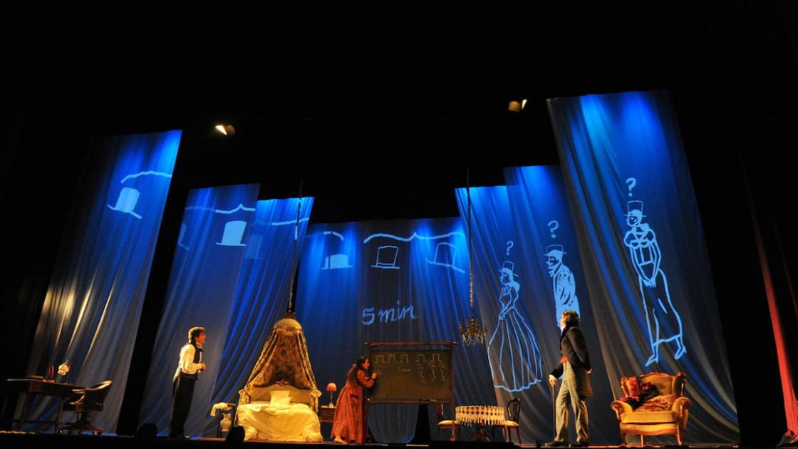 Obra «Ada Byron. La tejedora de números» en València