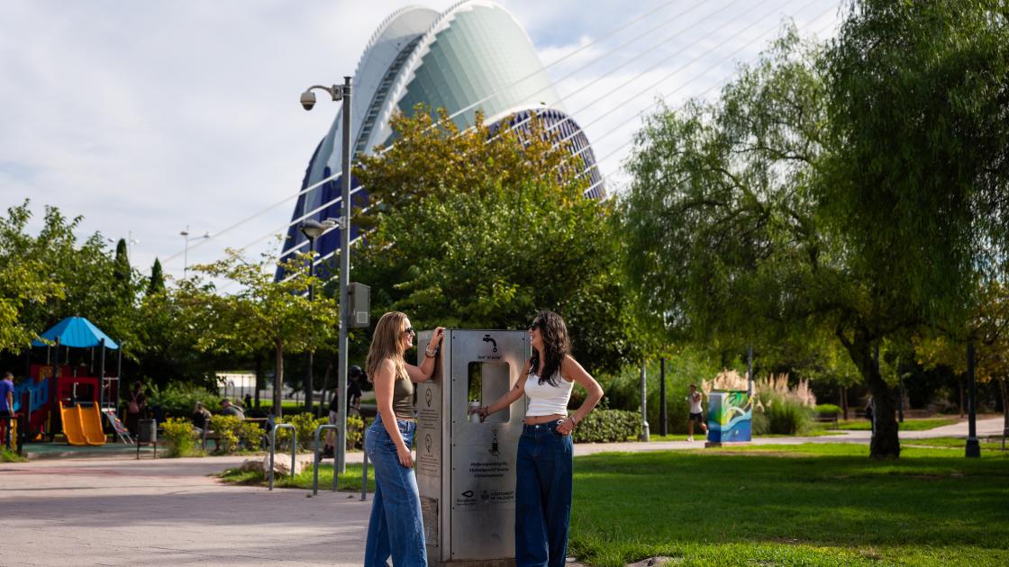 Fuente de Agua Filtrada Agora