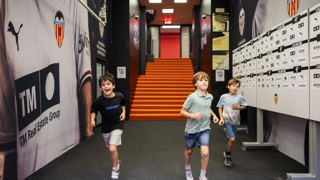 Mestalla Forever Tour con niños