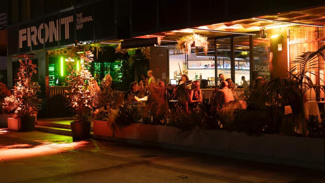 Cena y espectáculo flamenco en la Marina de València
