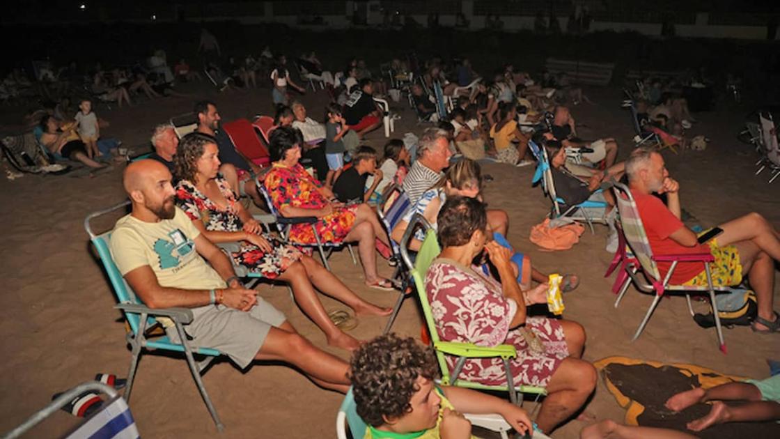 Cine en las playas de València 