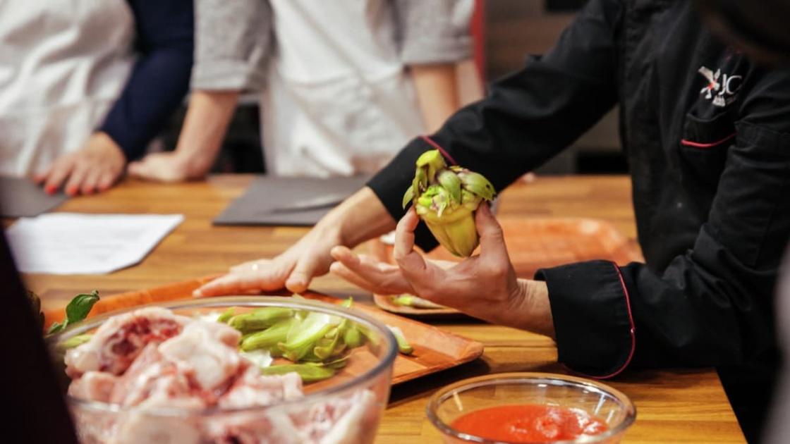Aprende a cocinar paella en València