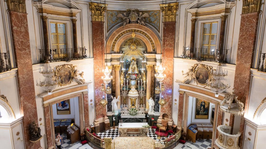 Basilica de Virgen Desamparados