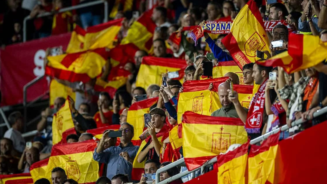 Las selecciones absolutas juegan en València