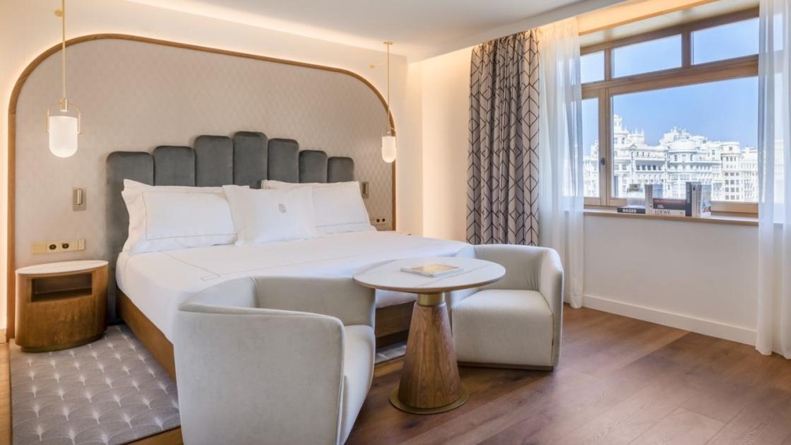Hotel Centenari