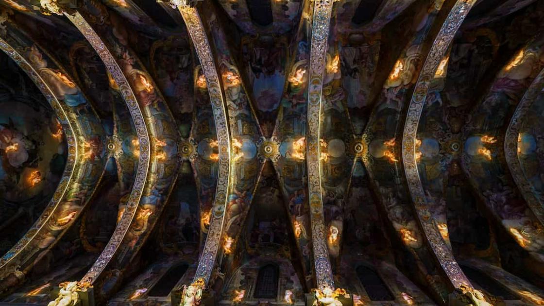 «La Luz de San Nicolás»: una experiencia inmersiva en València