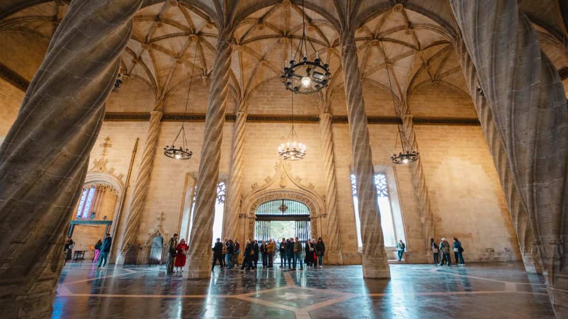 Visitas guiadas gratuitas a la torre de la Lonja de la Seda