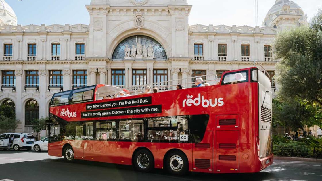 Tres autobuses turísticos diferentes para descubrir València