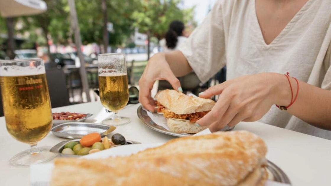 Ven a la Festa del Esmorzar de Casal Viveros a València 