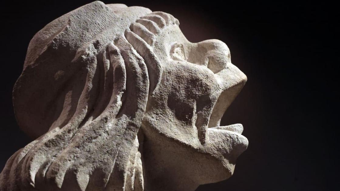Exposición 75 anys 75 peces SIAM en València