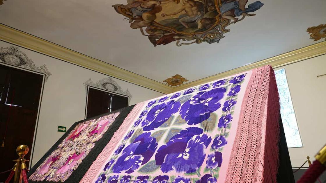 Exposición «La ruta del mantón de Manila» en el Museo de la Seda