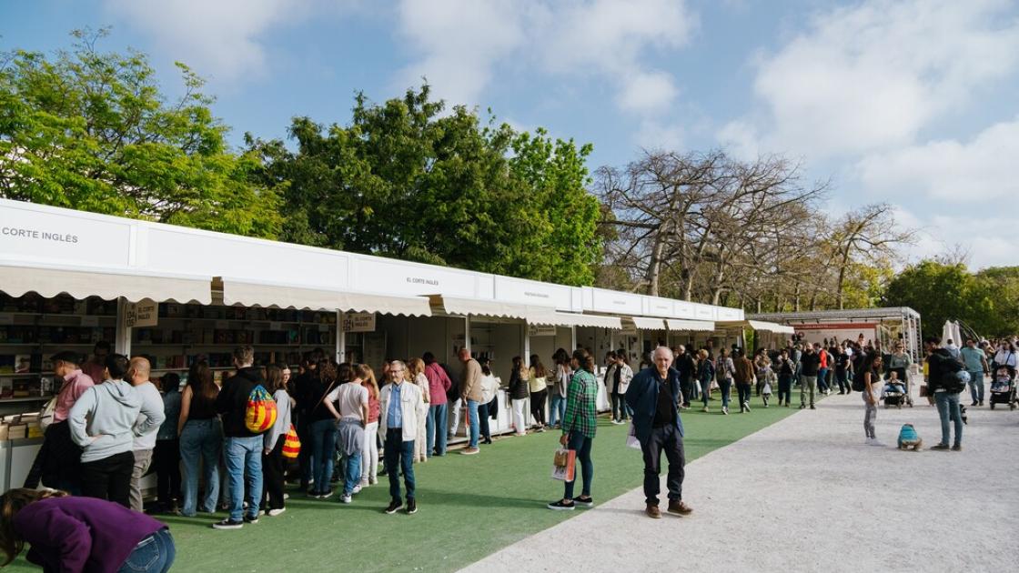 puestos feria del libro 