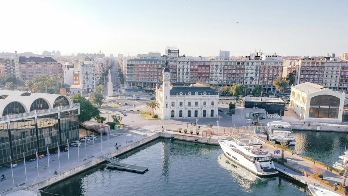 PUERTO RELOJ